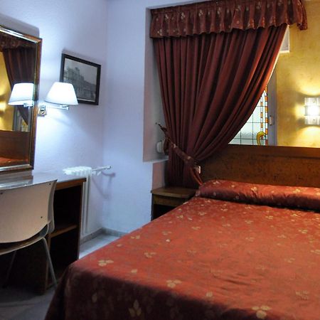 Hotel Aragon Саламанка Екстериор снимка