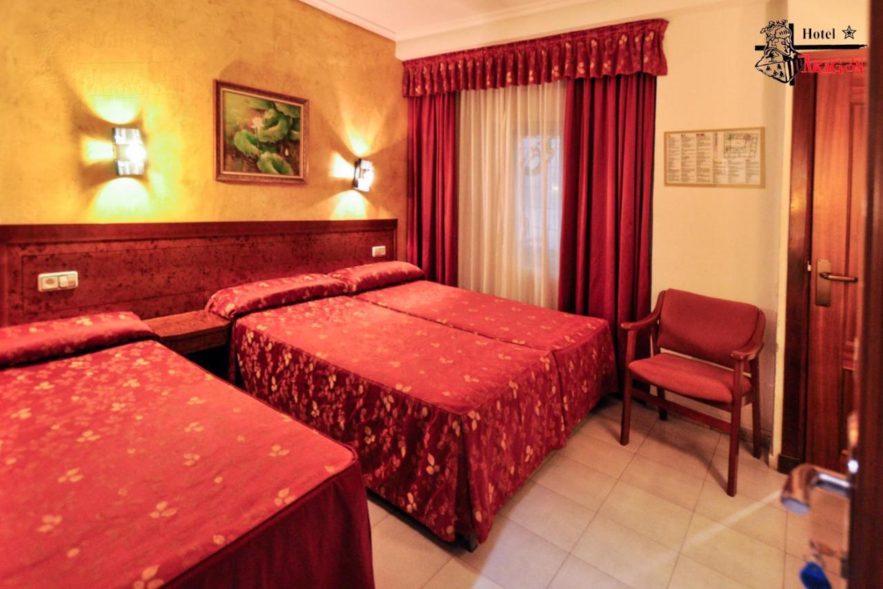 Hotel Aragon Саламанка Екстериор снимка