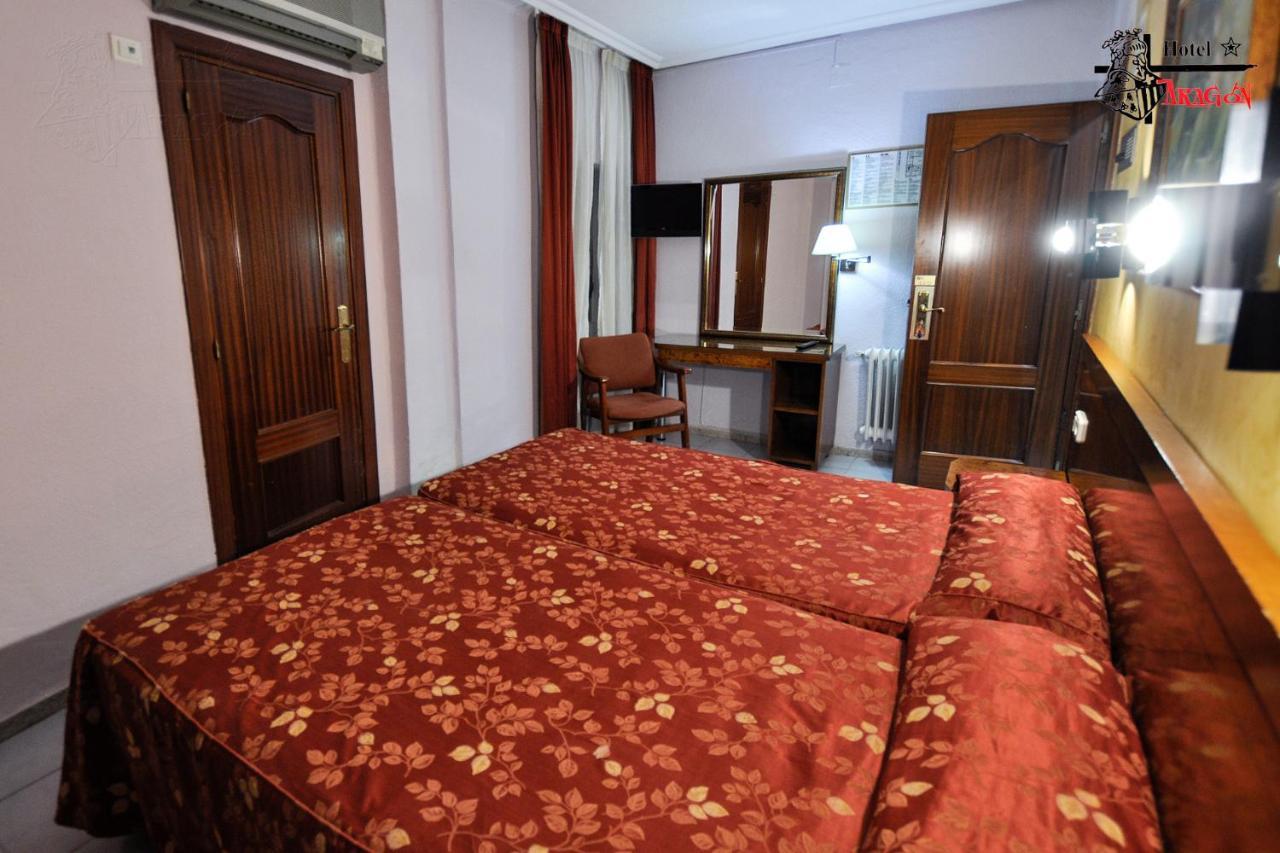 Hotel Aragon Саламанка Екстериор снимка