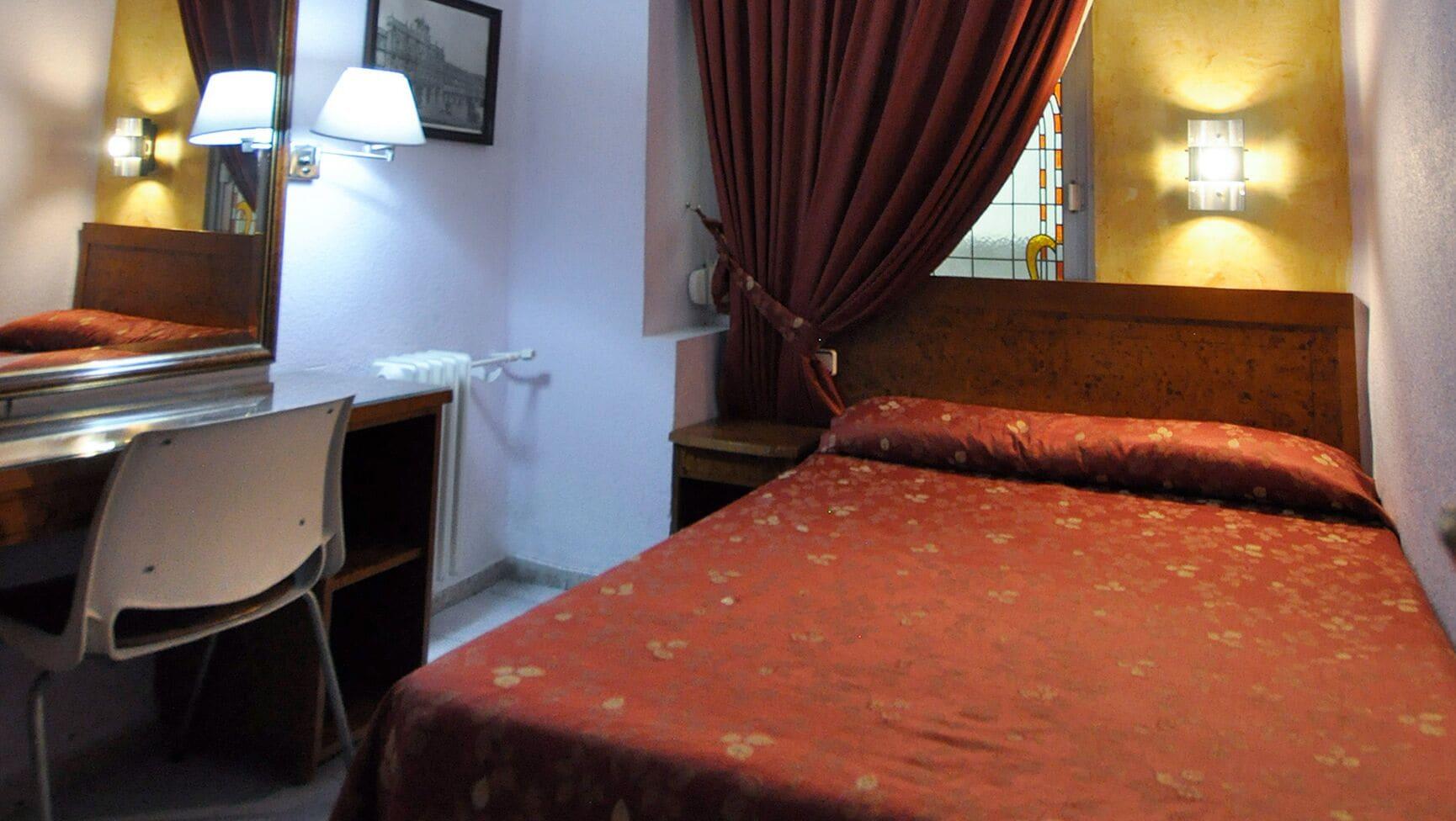 Hotel Aragon Саламанка Екстериор снимка